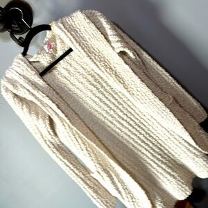 No boundaries hooded sweater